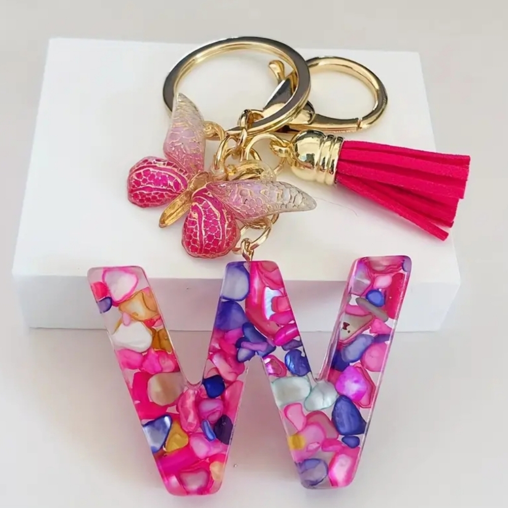 Resin Letter "W" Initial Keychain Purse Charm ~ 🎒, Bag, 🚗 Hanging